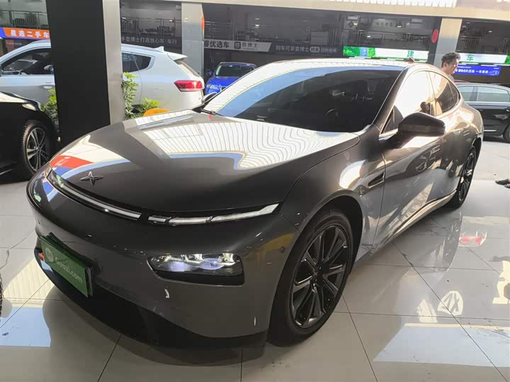 Фото 2 - XPeng P7