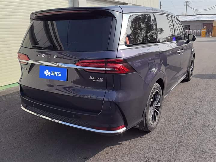 Фото 3 - Roewe iMax 8
