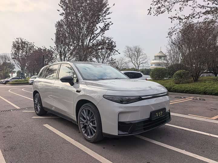 Фото 3 - Leapmotor C10