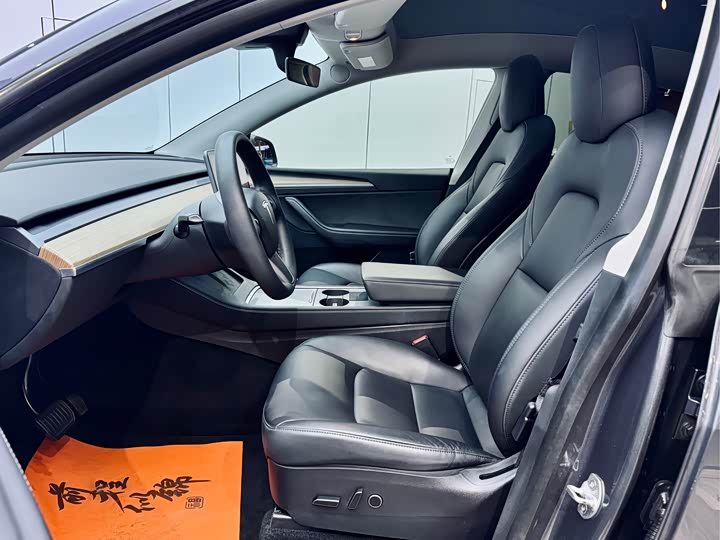 Фото 5 - Tesla Model Y