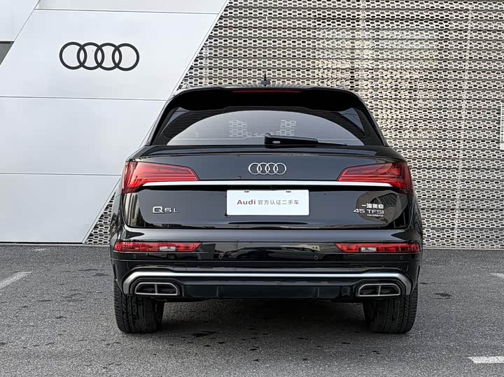 Фото 5 - Audi Q5L