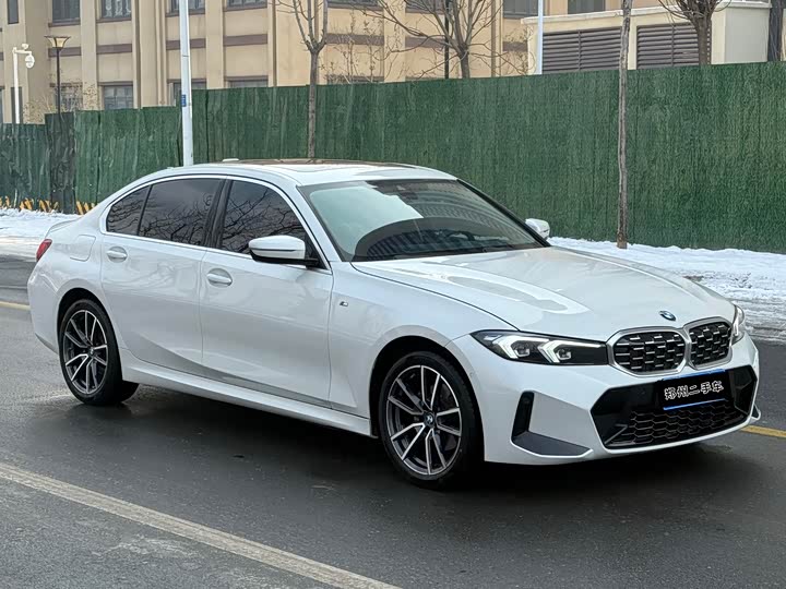 Фото 3 - BMW 3 Series