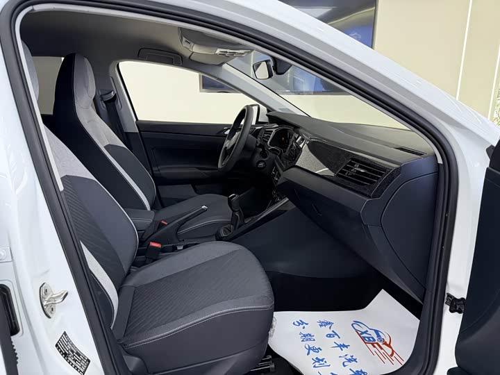 Фото 6 - Volkswagen Lavida