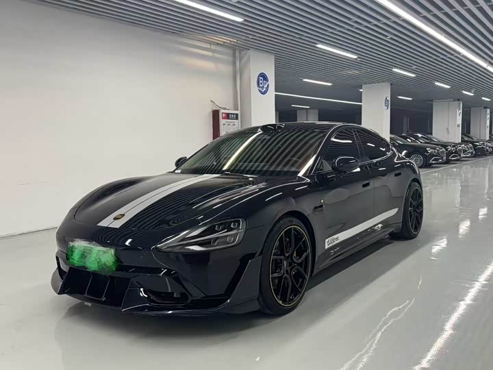 Фото 1 - Xiaomi SU7