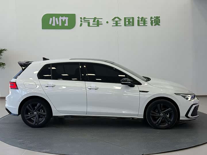 Фото 7 - Volkswagen Golf