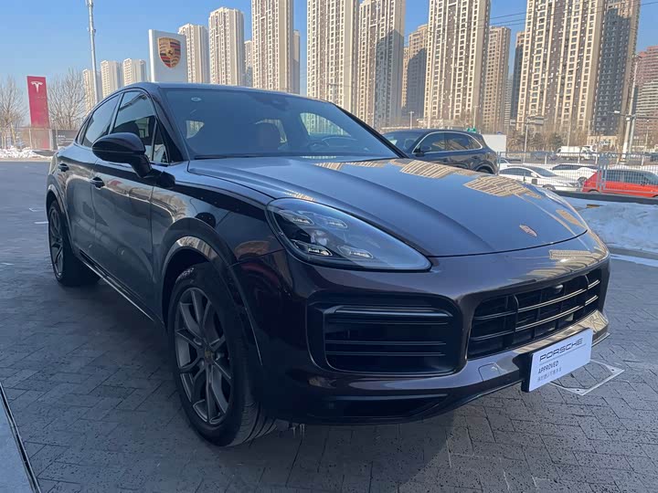 Фото 2 - Porsche Cayenne