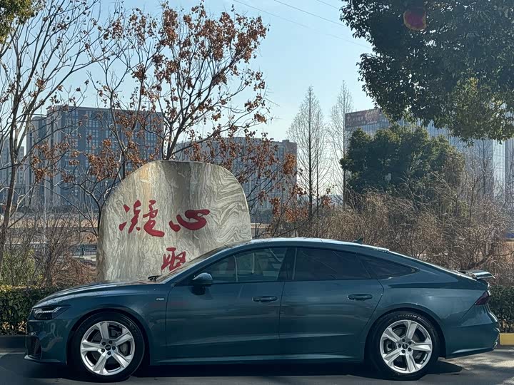 Фото 3 - Audi A7