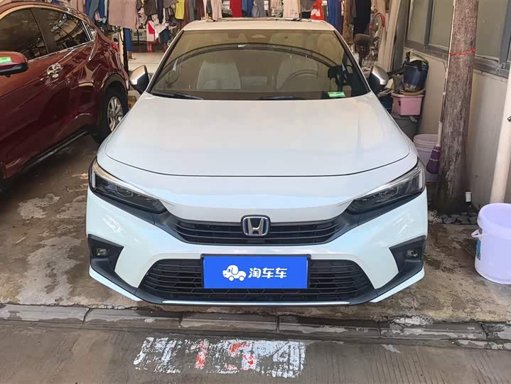 Фото 2 - Honda Civic