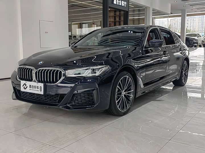 Фото 1 - BMW 5 Series