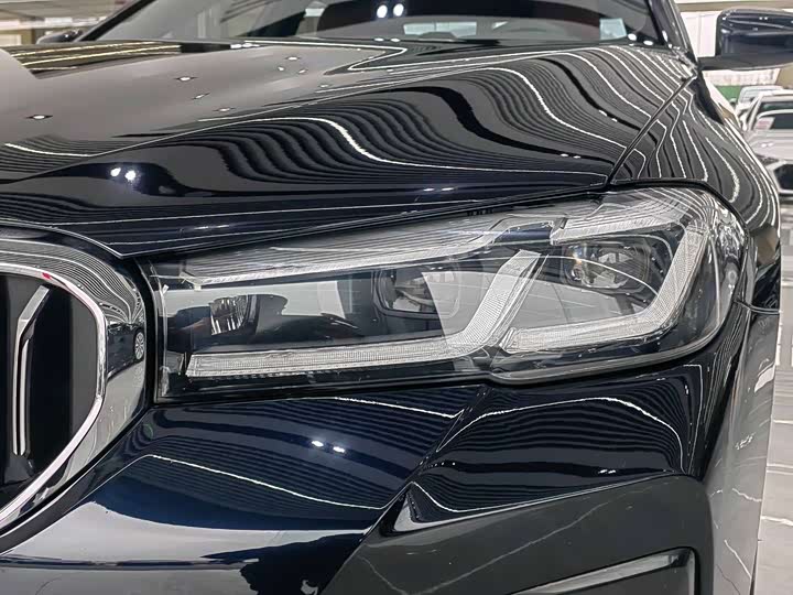 Фото 6 - BMW 5 Series