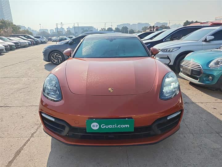 Фото 3 - Porsche Panamera