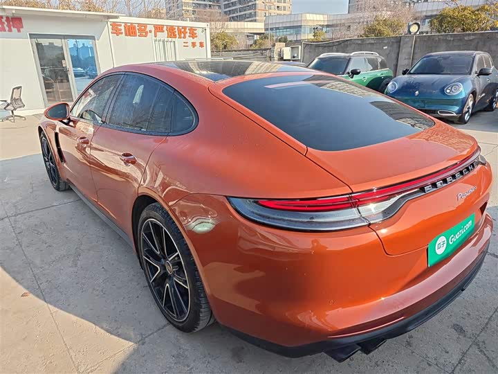 Фото 5 - Porsche Panamera