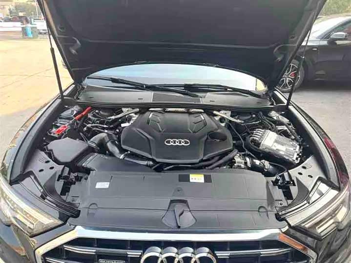 Фото 8 - Audi A6L