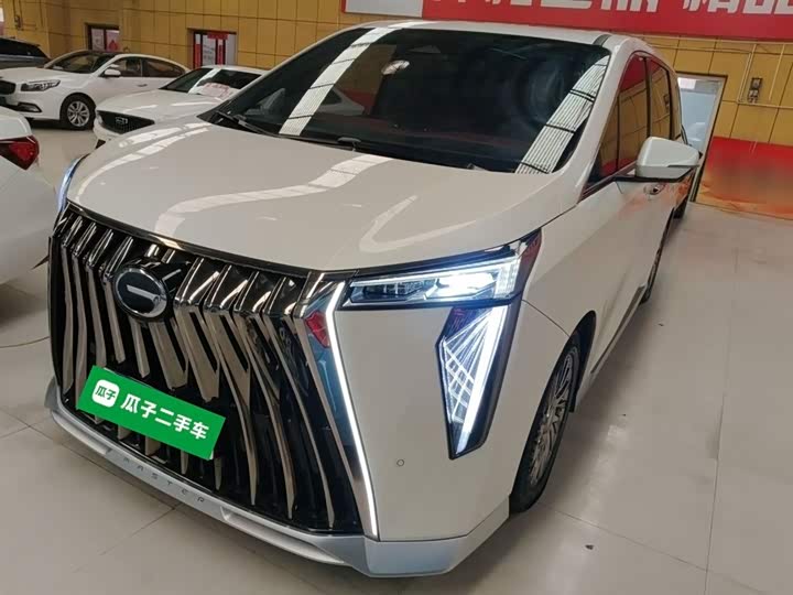 Фото 2 - GAC Trumpchi M8