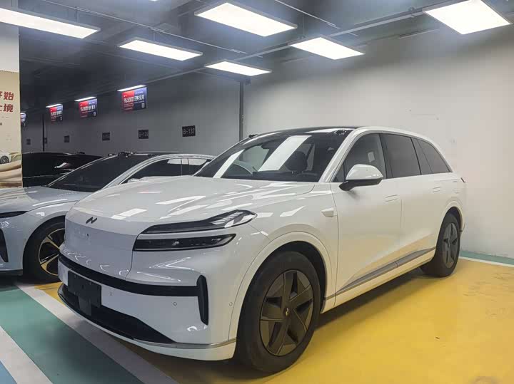 Фото 1 - Nio Onvo L90