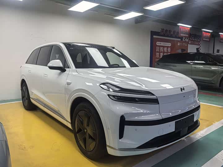 Фото 3 - Nio Onvo L90