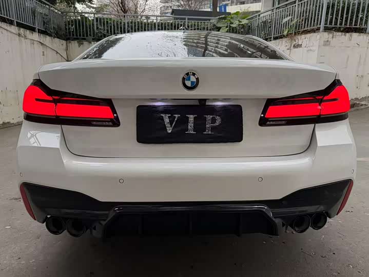 Фото 7 - BMW 5 Series