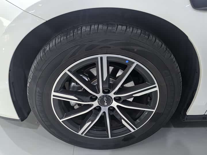 Фото 2 - BYD Seal 06 Hybrid/EV