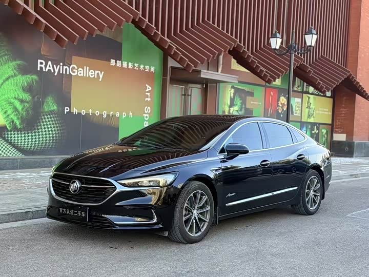 Фото 1 - Volkswagen Sagitar L