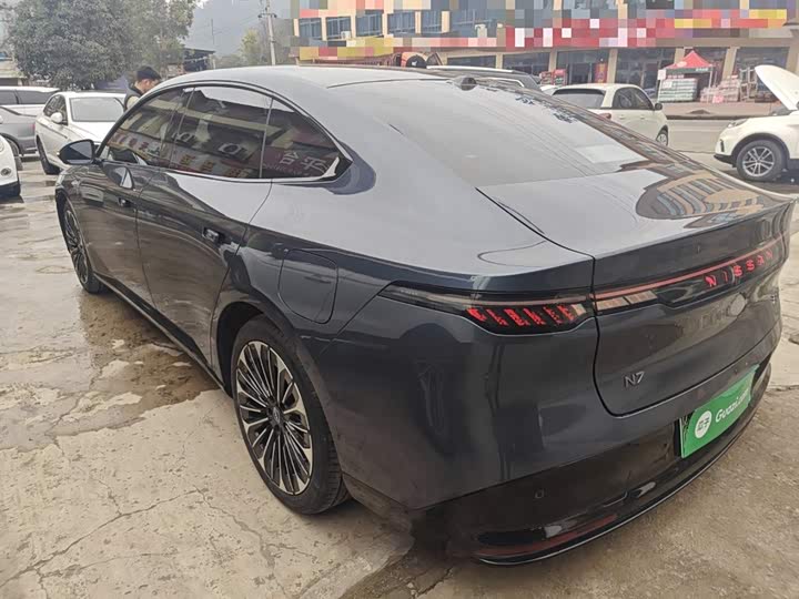 Фото 5 - Nissan N7