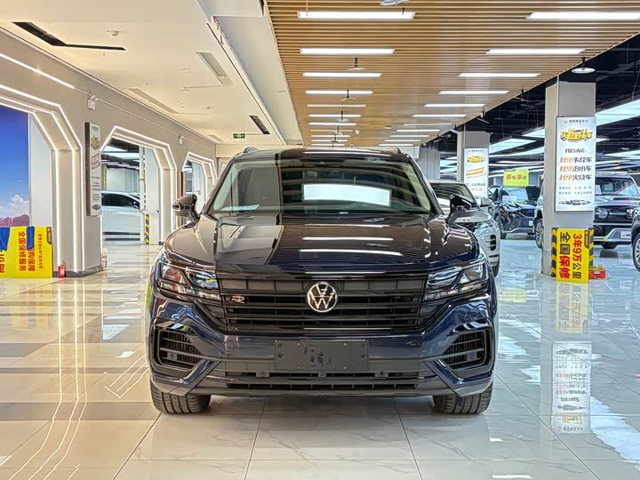 Фото 8 - Volkswagen Touareg