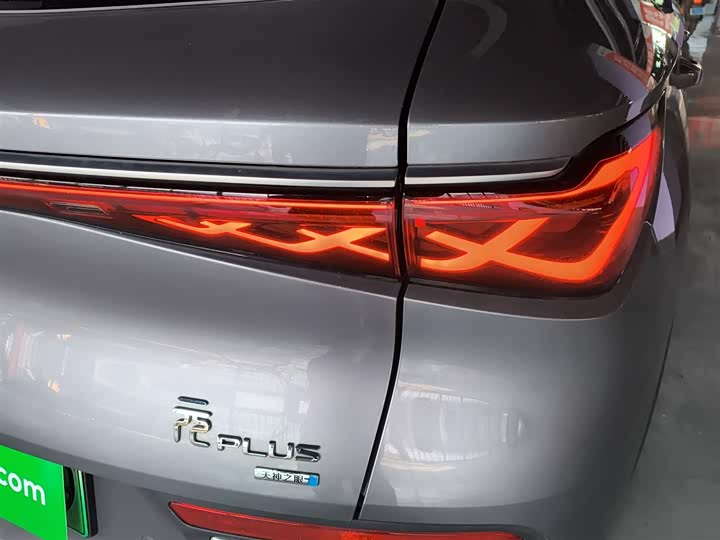 Фото 8 - BYD Yuan Plus