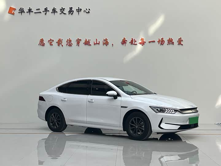 Фото 3 - BYD Qin Plus