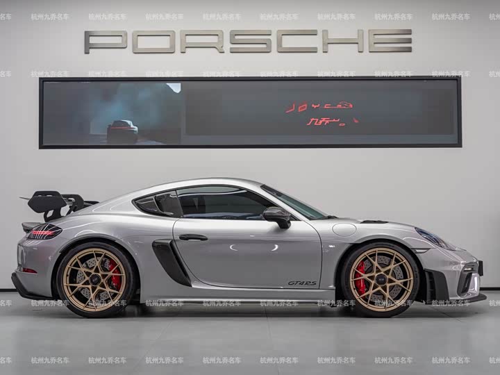 Фото 4 - Porsche 718