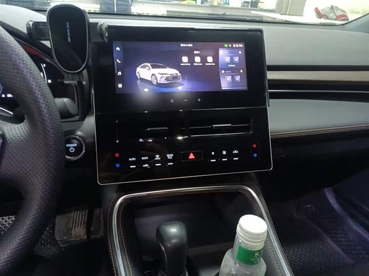 Фото 6 - Toyota Avalon