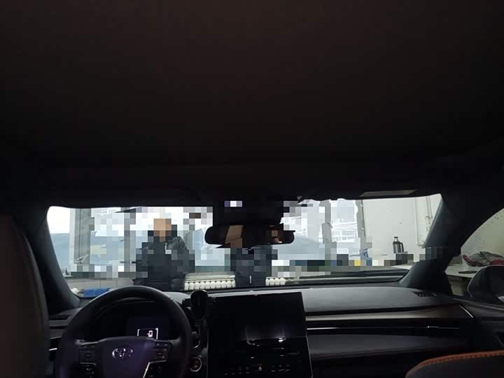 Фото 9 - Toyota Avalon