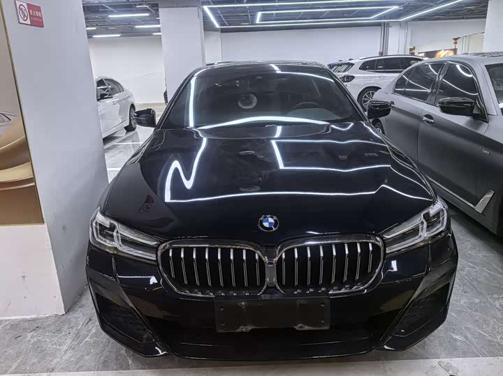 Фото 2 - BMW 5 Series