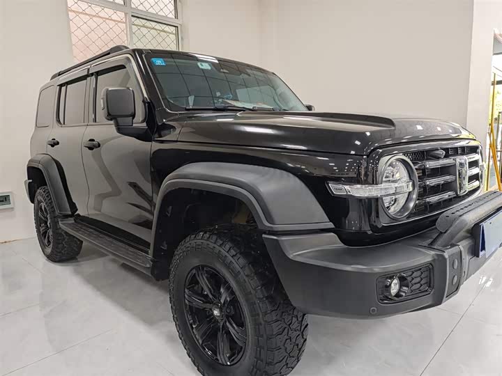 Фото 3 - Tank 300