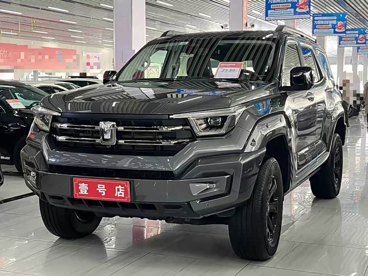 Фото 1 - Tank 400 Hybrid