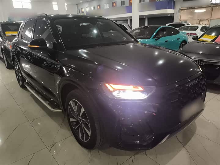 Фото 4 - Audi Q5L