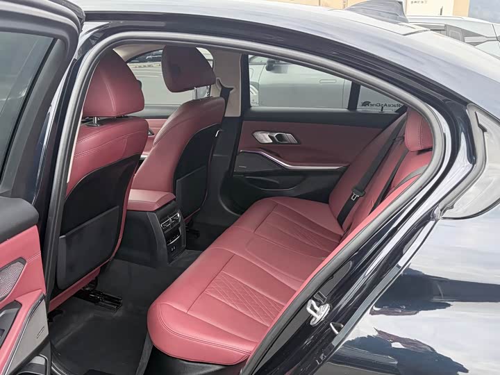 Фото 9 - BMW 3 Series