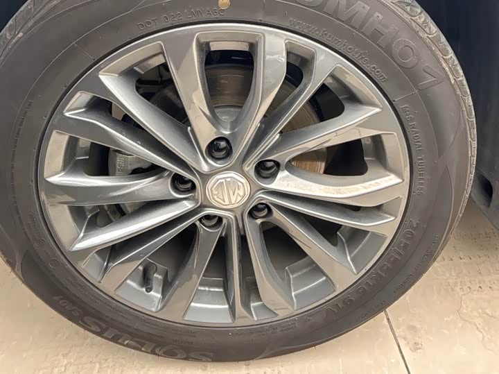 Фото 6 - MG Motor 5