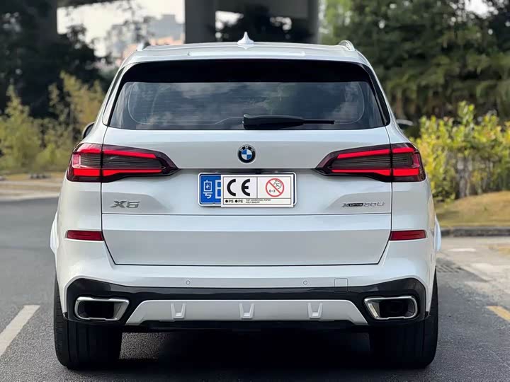 Фото 9 - BMW X5