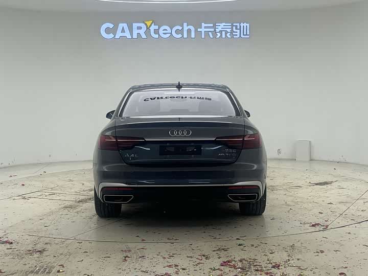 Фото 5 - Audi A4L