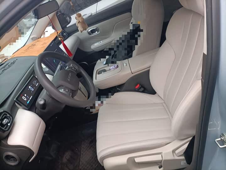 Фото 8 - GAC Aion UT