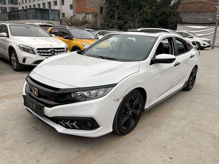 Фото 1 - Honda Civic