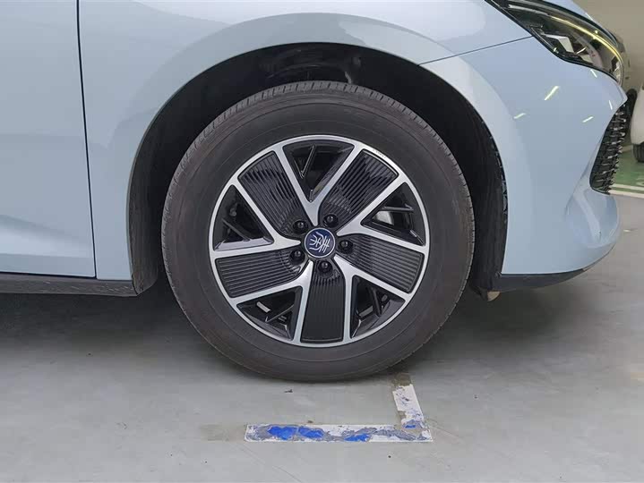 Фото 6 - BYD Qin L