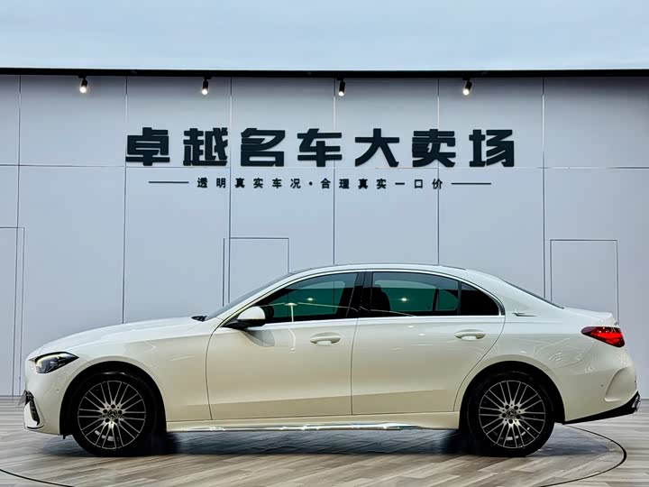 Фото 4 - Mercedes-Benz C-Class