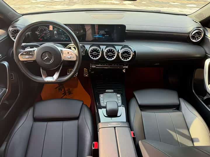 Фото 4 - Mercedes-Benz A-Class
