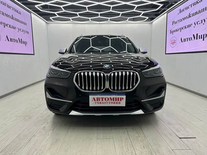 Фото 2 - BMW X1