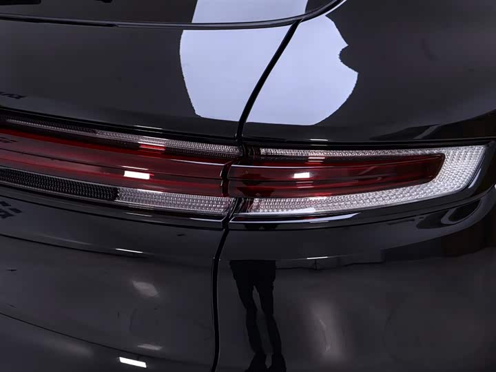 Фото 9 - Porsche Cayenne