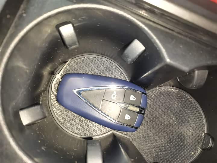 Фото 9 - Changan CS75 Plus