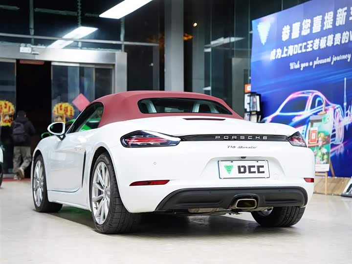 Фото 2 - Porsche 718