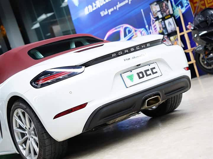 Фото 3 - Porsche 718