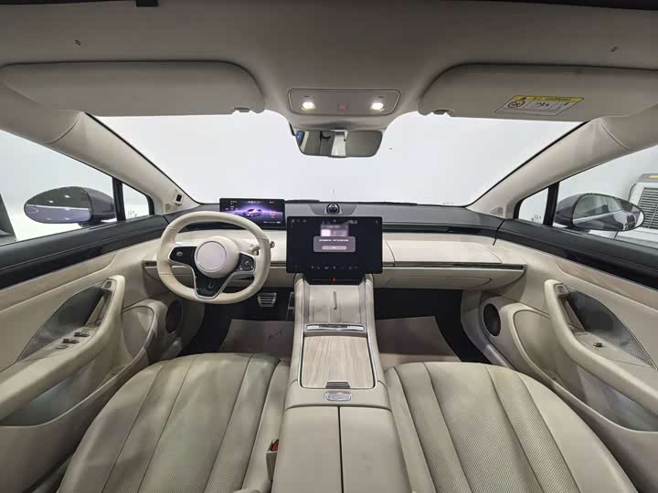 Фото 3 - Luxeed S7