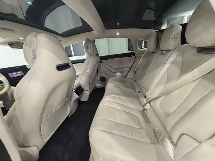 Фото 4 - Luxeed S7